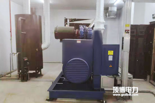 疏忽柴油濾清器保養(yǎng),嚴(yán)重則造成發(fā)電機(jī)組報(bào)廢
