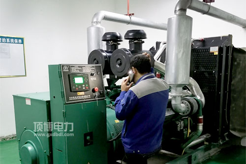 購買柴油發(fā)電機組要不要配套ATS自動轉(zhuǎn)換開關(guān)柜?