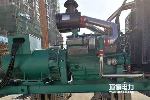機油常識:發(fā)電機組新舊機油混用會加快機油氧化