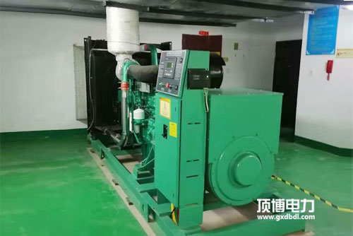 柴油發(fā)電機多少錢？頂博解密發(fā)電機價格影響因素