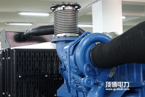 發(fā)電機(jī)組柴油機(jī)這樣保養(yǎng)，使用壽命想不長(zhǎng)都難！