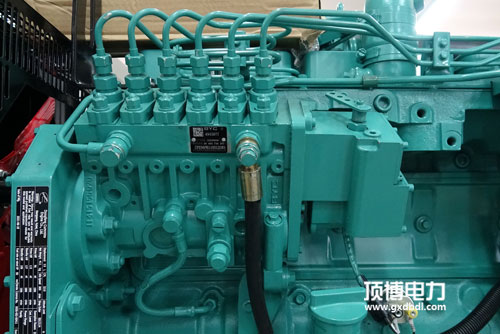 一臺(tái)400kW柴油發(fā)電機(jī)組在正常工作中，油底殼內(nèi)進(jìn)水竟然是這個(gè)原因！