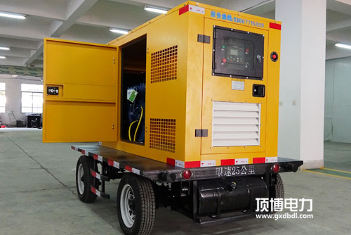 戶外使用柴油發(fā)電機(jī)組，選移動(dòng)式拖車（汽車）還是靜音式？