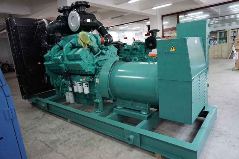 200KW康明斯 上?？破蛛姍C 眾智控制器